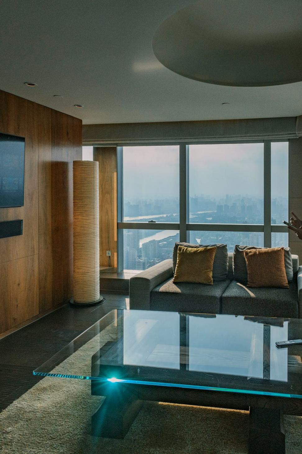 Premium Corner Suite